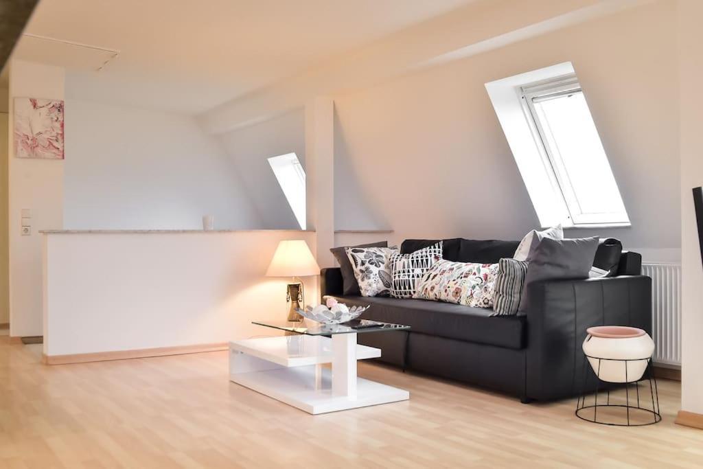 5 Secret Escape Apartment Above شتوتغارت المظهر الخارجي الصورة